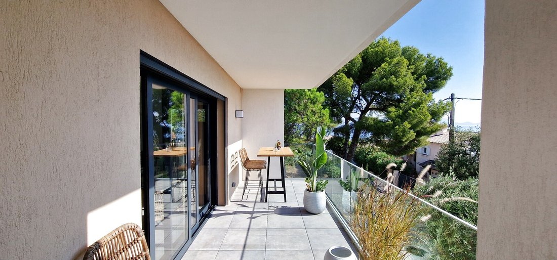 Apartment in Les Issambres, Roquebrune-sur-Argens, France 3 - 17003130