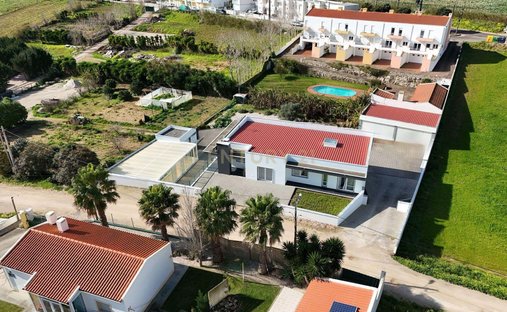 Villa in Lourinha e Atalaia, Lisbon, Portugal 1