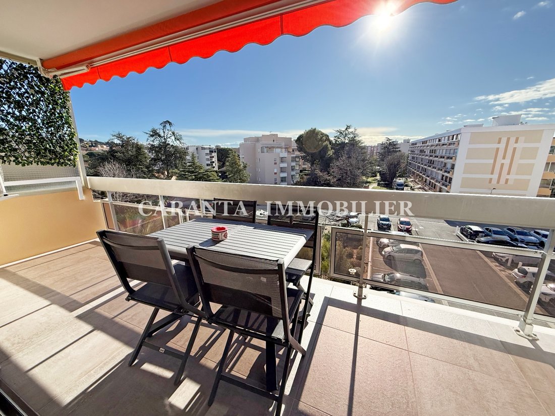 Apartment in Nartelle-Noyer-Bellevue-bd des Sardinaux, Sainte-Maxime, France 1 - 17005065