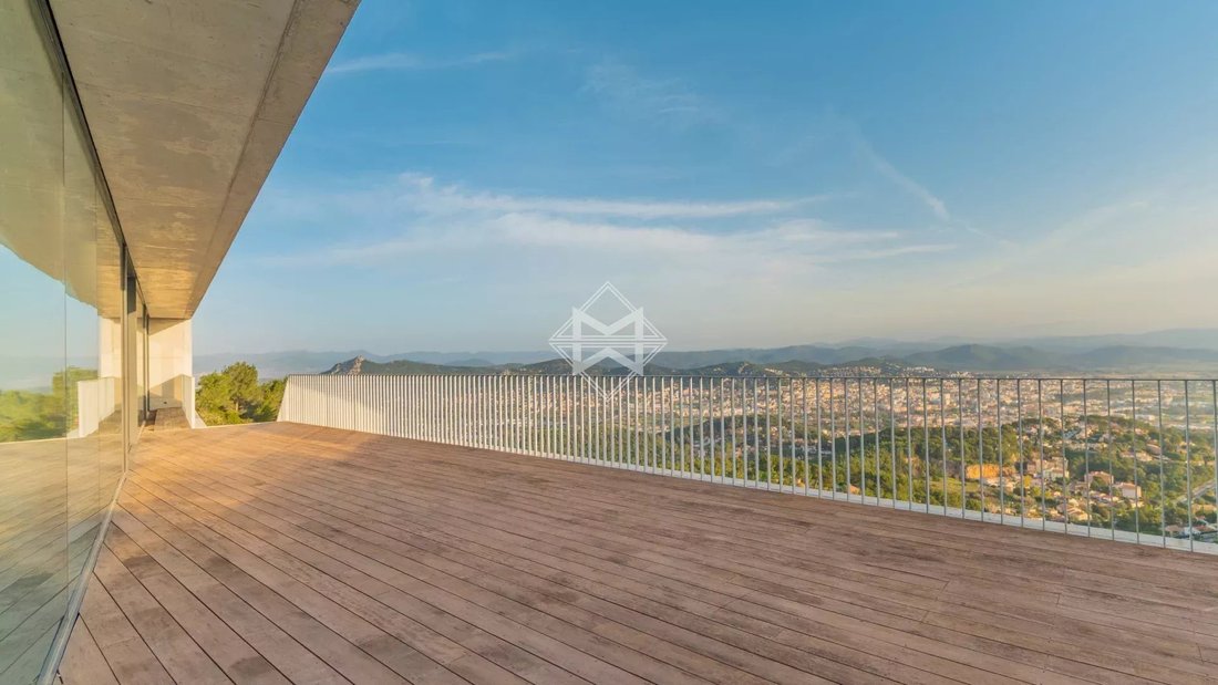Villa in Hyeres, Provence-Alpes-Côte d'Azur, France 4 - 17003578