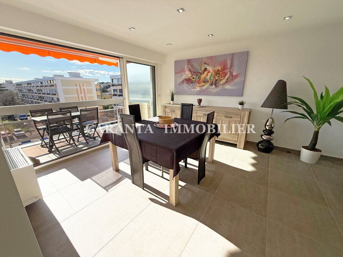 Apartment in Nartelle-Noyer-Bellevue-bd des Sardinaux, Sainte-Maxime, France 3 - 17005065