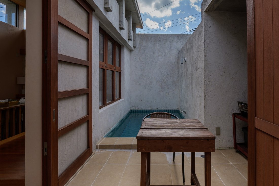 House in Nanjo, Okinawa, Japan 1 - 17004956