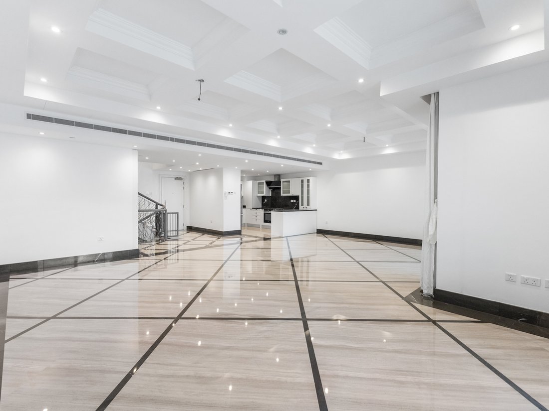 Townhouse in Palm Jumeirah, Dubai, United Arab Emirates 4 - 15044082