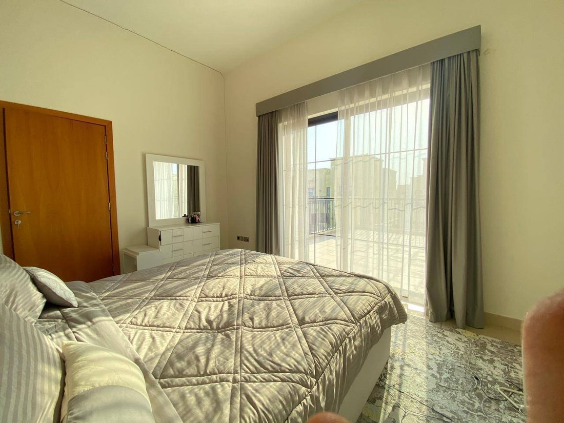Villa in Nad Al Sheba, Dubai, United Arab Emirates 3 - 16825543