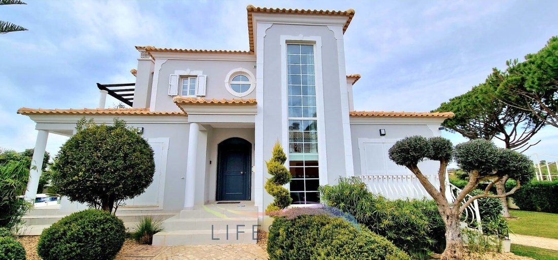 Villa in Almancil, Algarve, Portugal 2 - 17006245