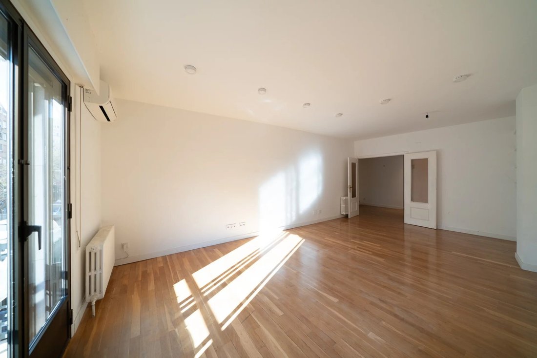 Apartment in Barrio Salamanca, Madrid, Spain 4 - 17005674