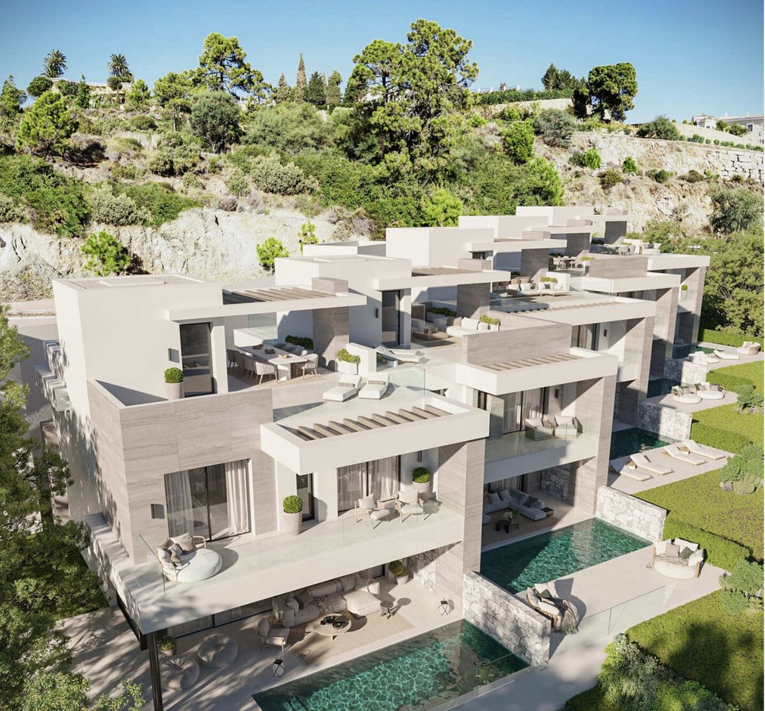 Villa in La Quinta, Benahavis, Andalusia 1 - 17005302