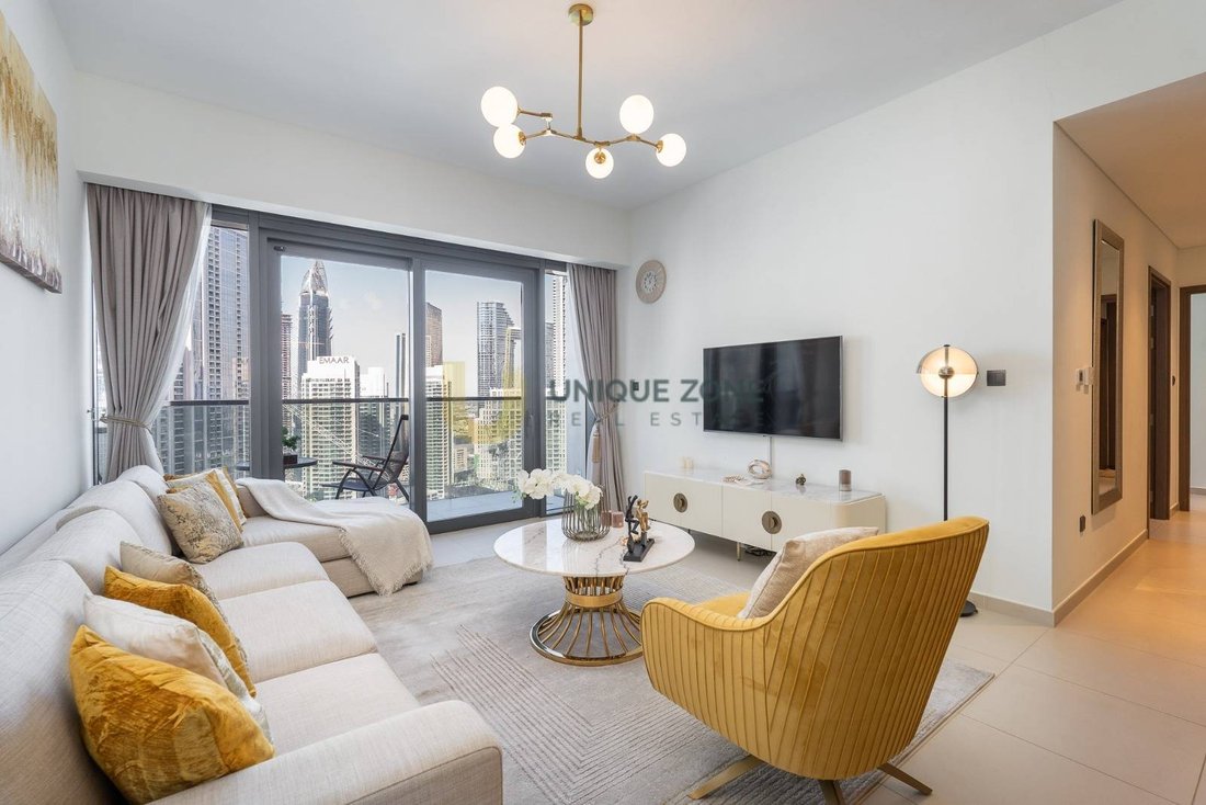 Apartment in Burj Khalifa Lake, Downtown Dubai, Dubai 1 - 16945262