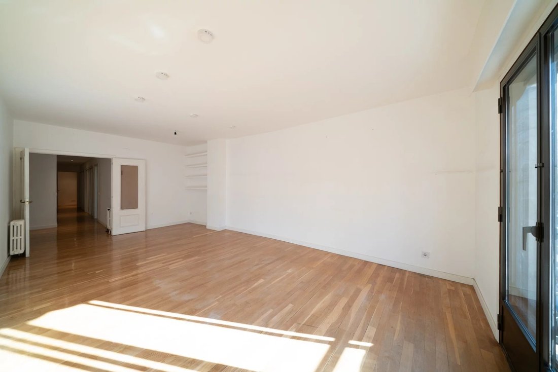 Apartment in Barrio Salamanca, Madrid, Spain 3 - 17005674