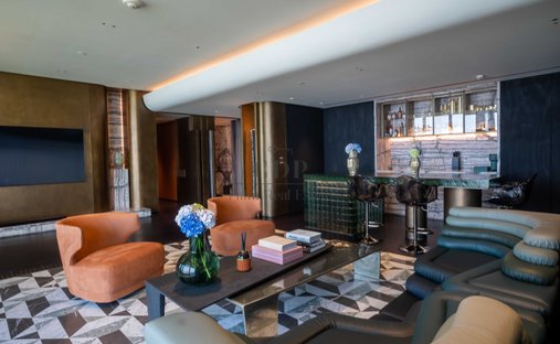 Apartment in Jumeirah Bay, Dubai, United Arab Emirates 1