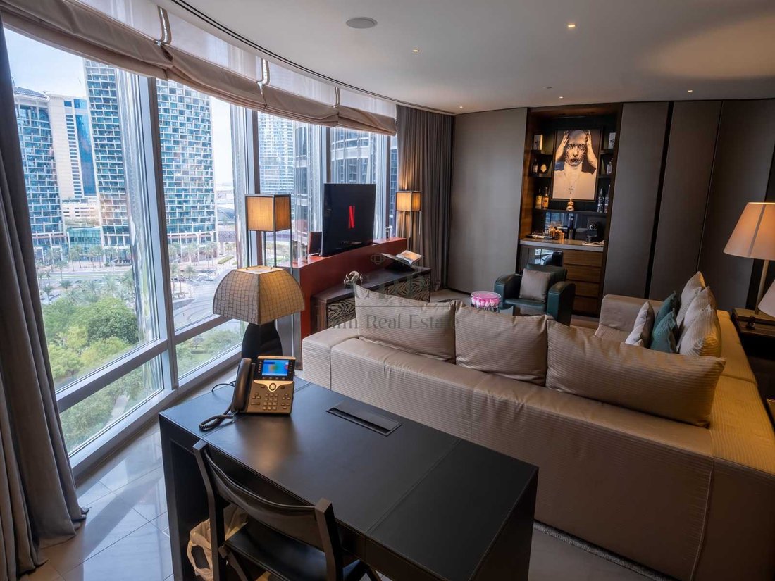 Apartment in Burj Khalifa, Downtown Dubai, Dubai 2 - 15885516