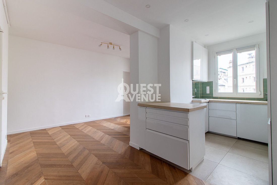 Apartment in Muette Nord, Paris 16e Arrondissement, Paris 3 - 17005112