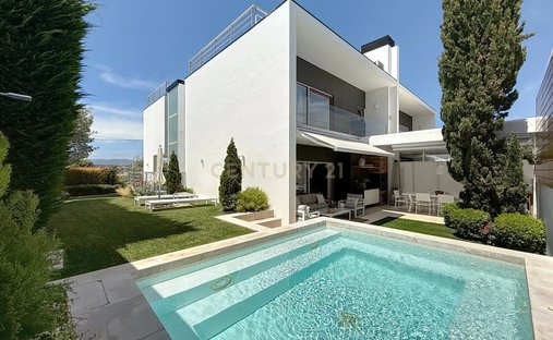 Villa in Carcavelos e Parede, Lisbon, Portugal 1