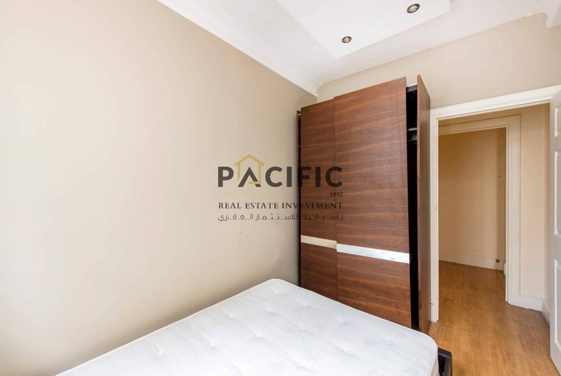 Apartment in United Arab Emirates 4 - 16809330
