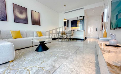Apartment in Business Bay, Dubai, United Arab Emirates 1
