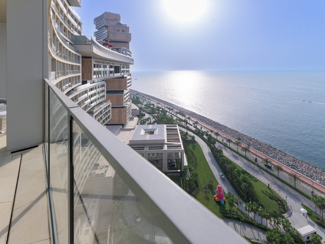 Apartment in Palm Jumeirah, Dubai, United Arab Emirates 1 - 15044098