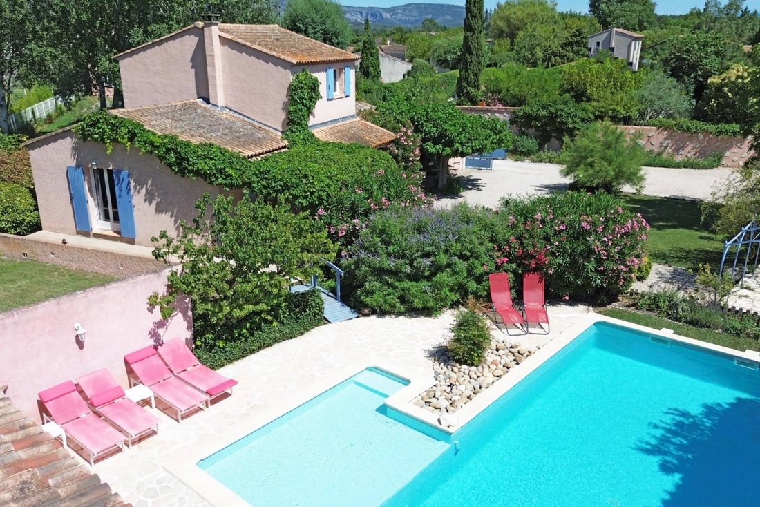 Villa in Nevons-route d'Apt, L'Isle-sur-la-Sorgue, France 2 - 17005059