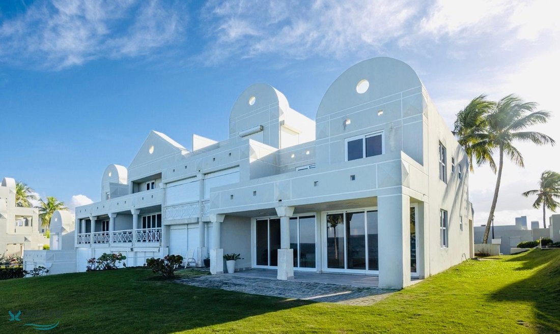 Townhouse in Dorado, Dorado, Puerto Rico 1 - 17003411