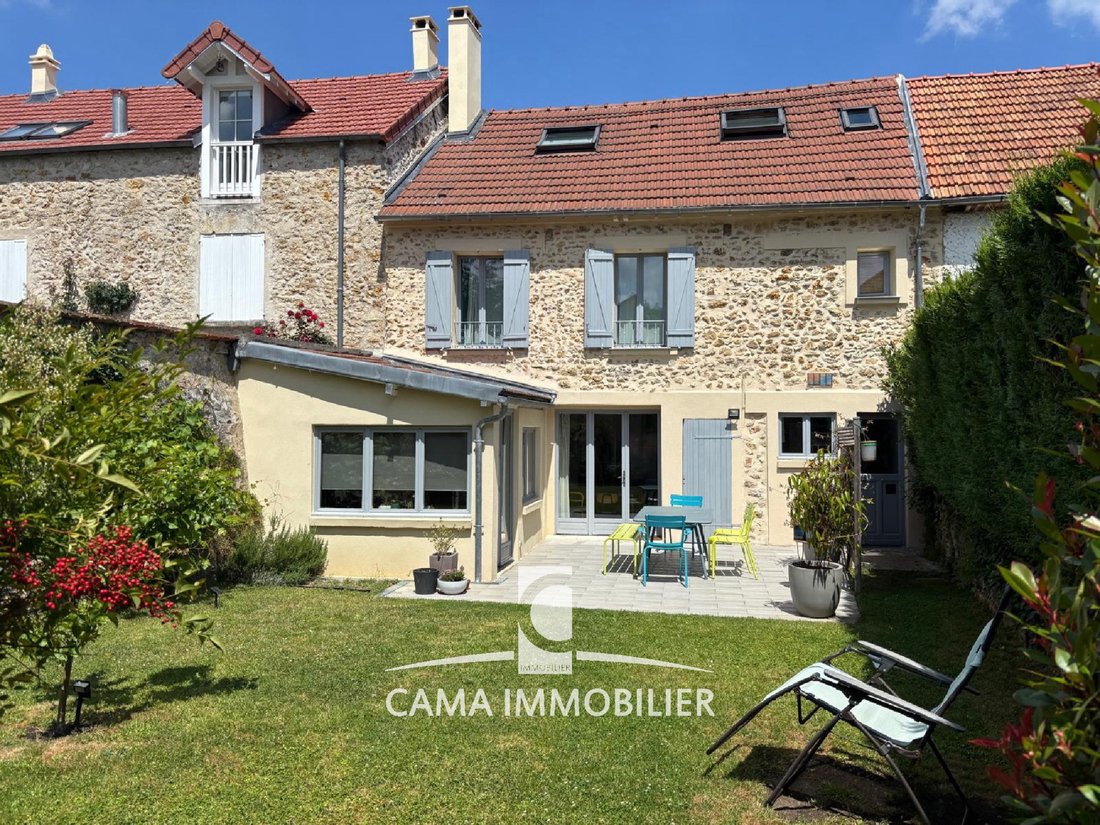 House in Les Loges-en-Josas, Ile-de-France, France 1 - 17007463