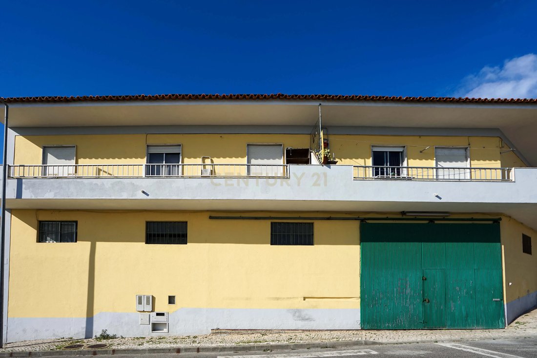 House in Camarate, Unhos e Apelacao, Lisbon, Portugal 4 - 15331859