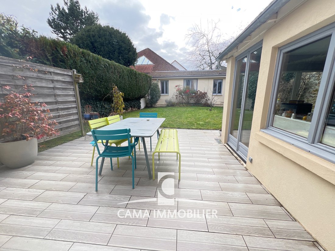 House in Les Loges-en-Josas, Ile-de-France, France 3 - 17007463