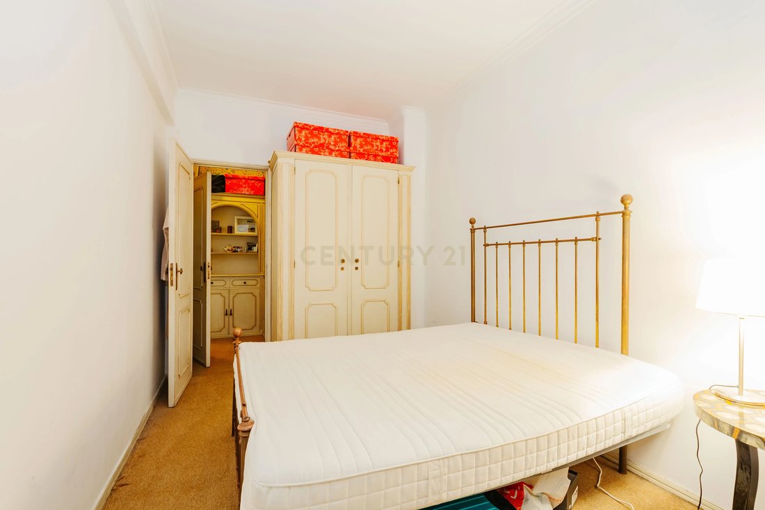 Apartment in Sao Domingos de Benfica, Lisbon, Portugal 3 - 16072142