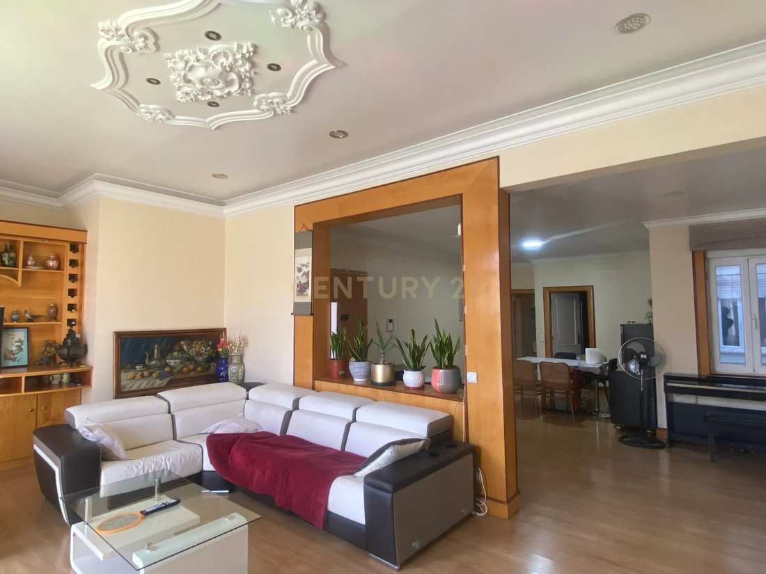 Apartment in Arroios, Lisbon, Portugal 2 - 15883592