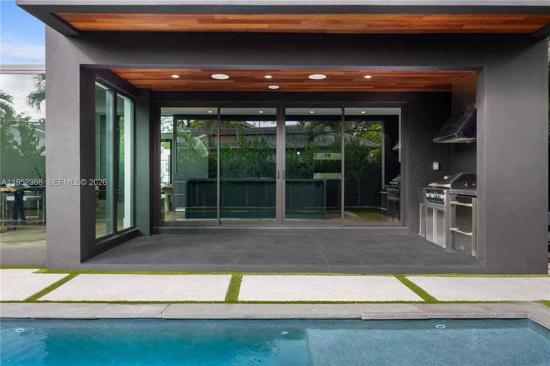 House in Miami, Florida, United States 5 - 17007077