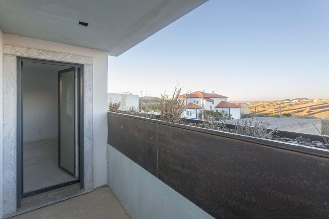 Villa in Ribamar, Lisbon, Portugal 4 - 15499974