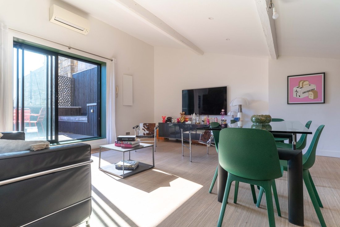 Apartment in Hôtel de Ville-Quinconce-Saint Seurin-Fondaudège, Bordeaux, France 2 - 17007775