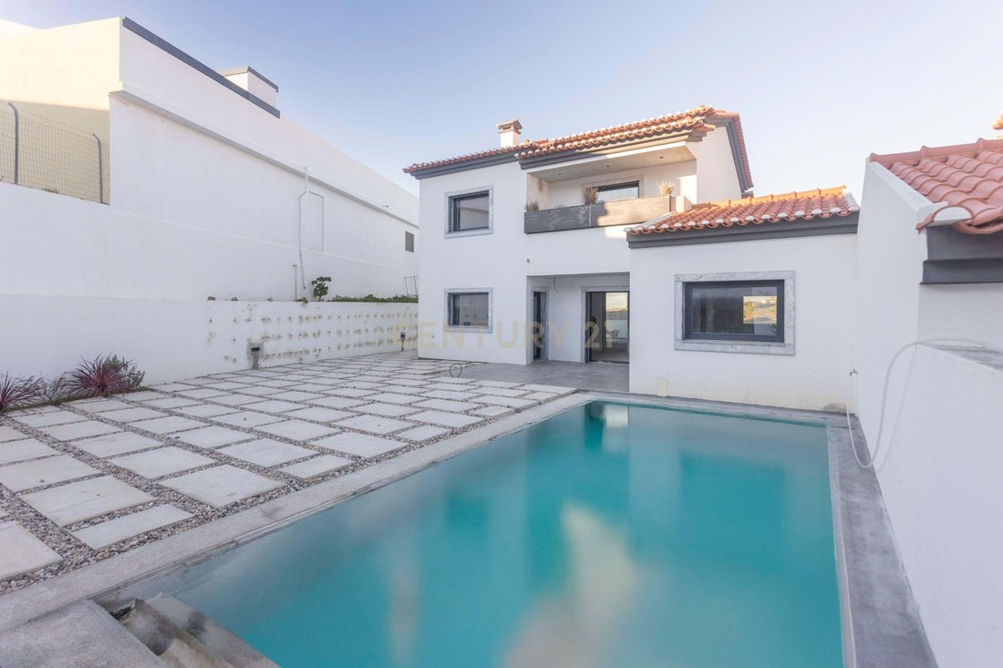 Villa in Ribamar, Lisbon, Portugal 1 - 15499974