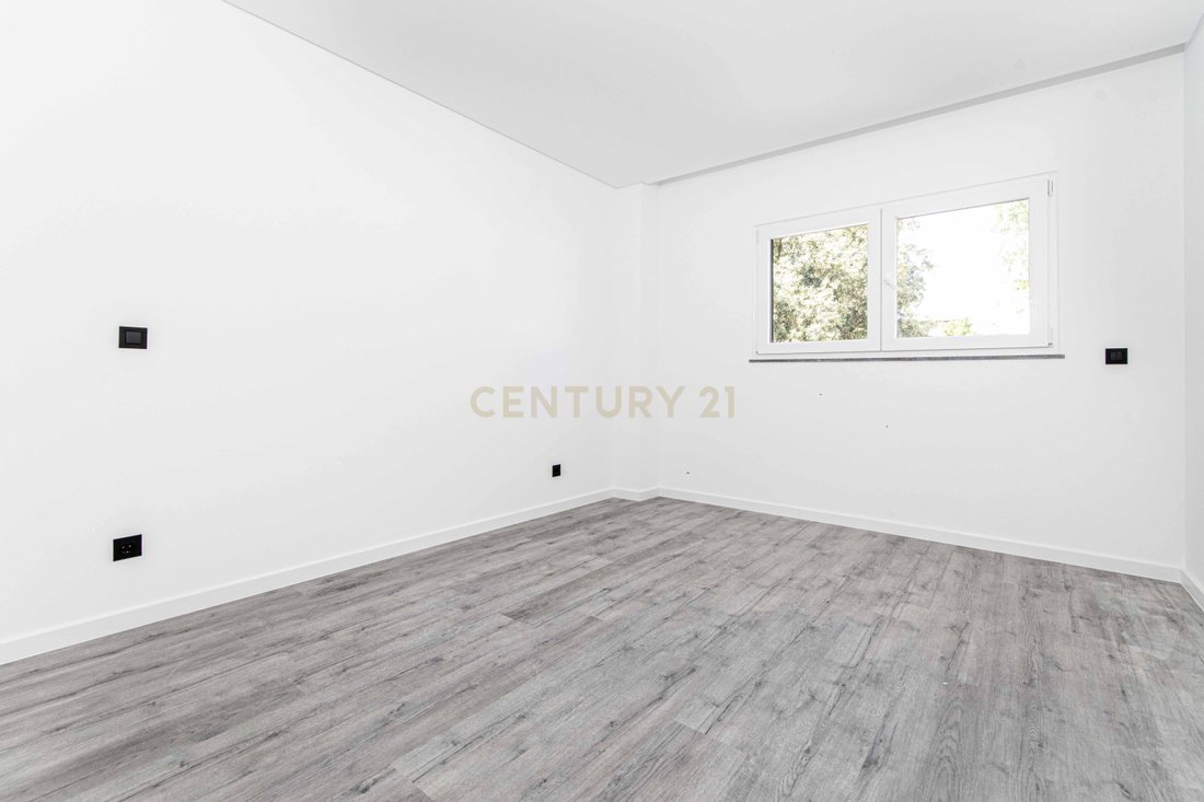 Apartment in Santa Iria de Azoia, Sao Joao da Talha e Bobadela, Lisbon, Portugal 4 - 15727267