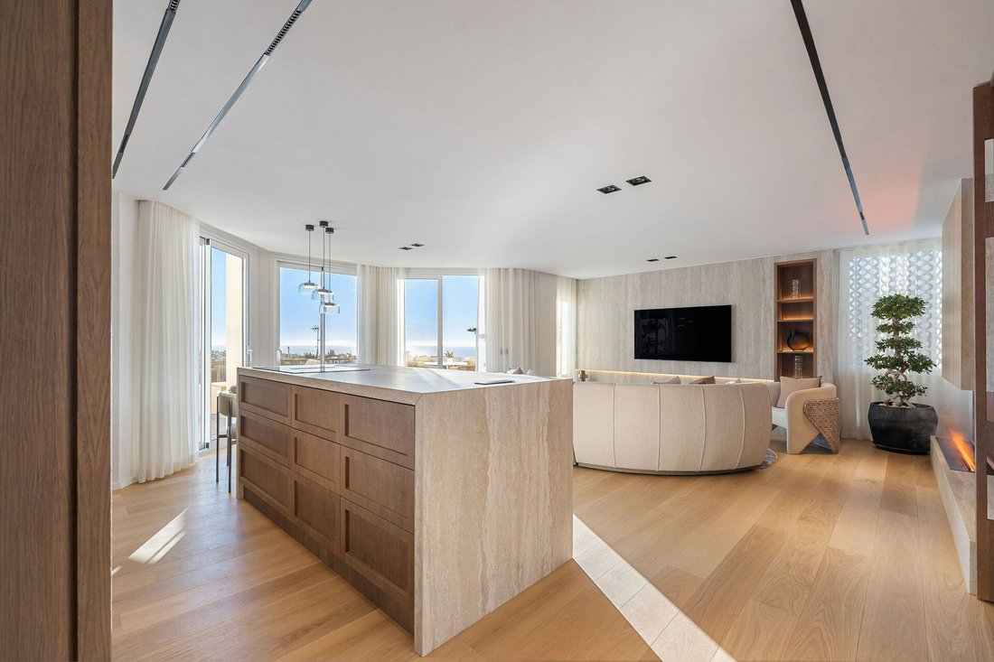Penthouse in Marbella, Andalusia, Spain 4 - 17007737