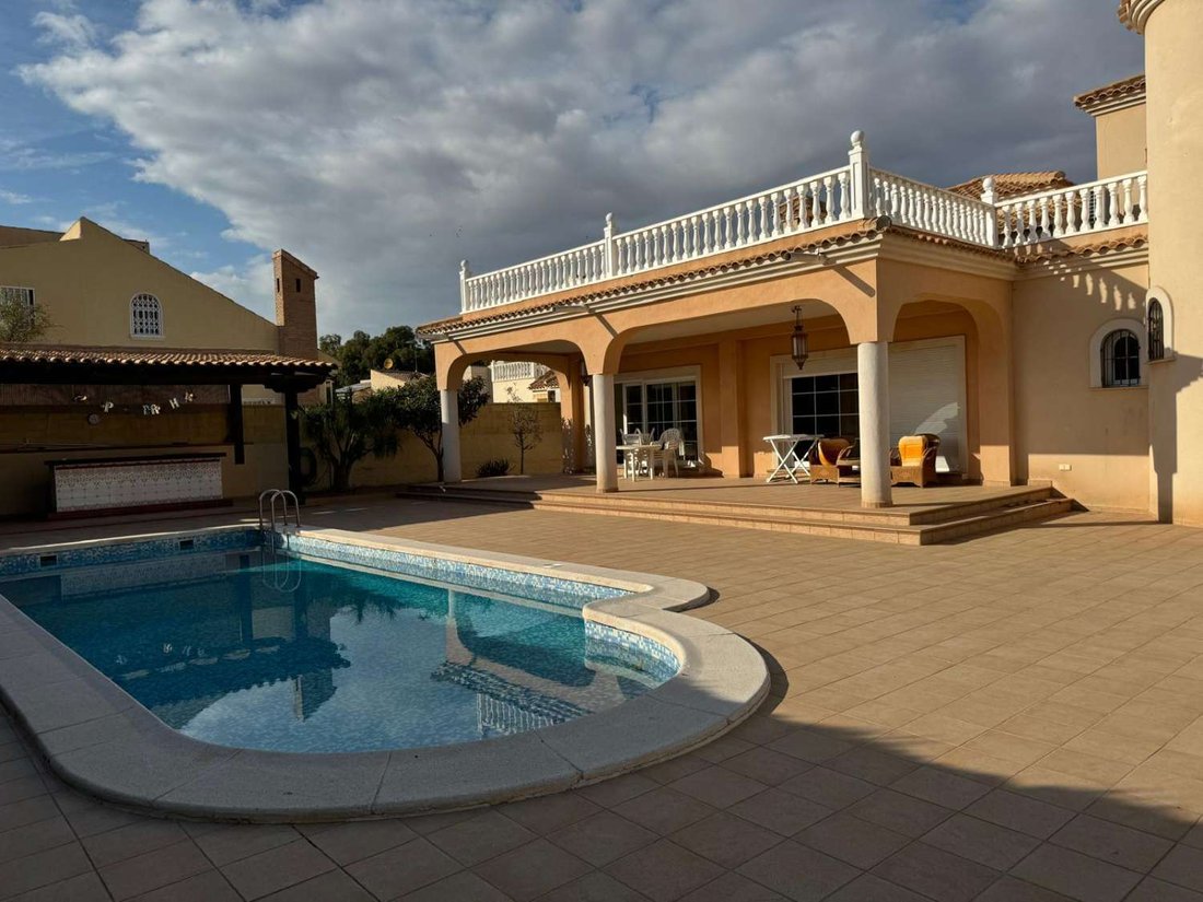 Villa in Orihuela, Valencian Community, Spain 2 - 17007097