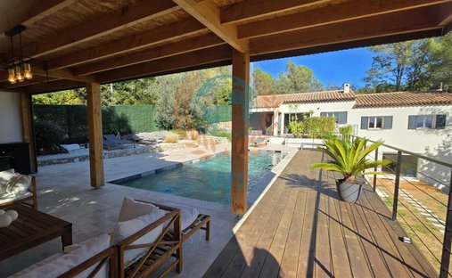 Casa a Lorgues, Provenza-Alpi-Costa Azzurra, Francia 1