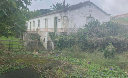 Land in Praia da Vitoria (Santa Cruz), Azores, Portugal 1