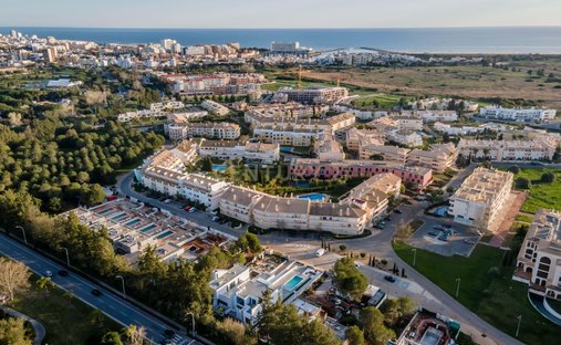 Villa a Vilamoura, Quarteira, Algarve 1