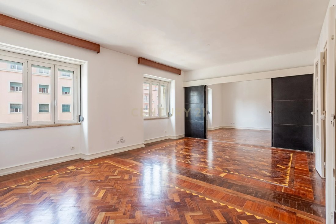 Apartment in Areeiro, Lisbon, Portugal 1 - 14795602