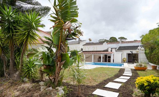 Villa in Corroios, Setubal, Portugal 1