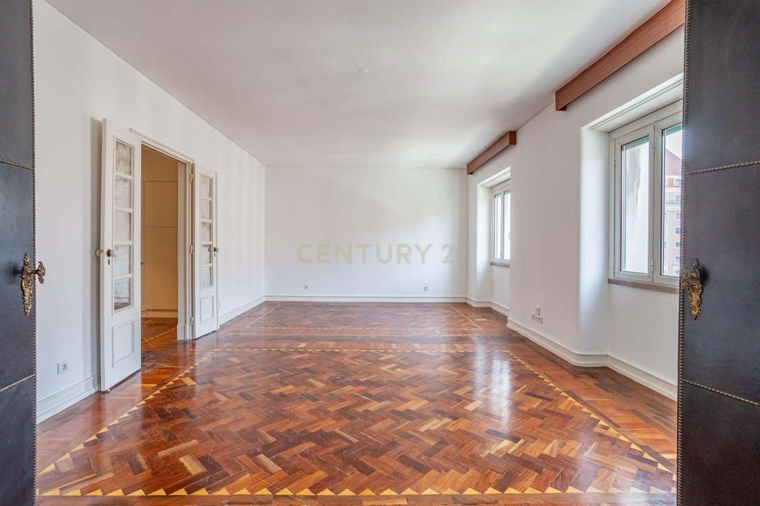 Apartment in Areeiro, Lisbon, Portugal 4 - 14795602