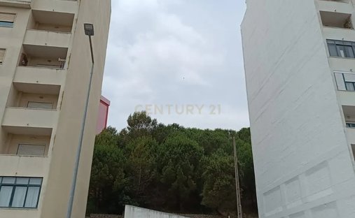 Land in Belas, Lisbon, Portugal 1
