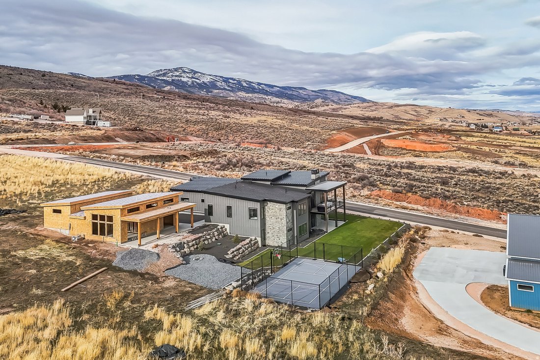 House in Garden, Utah, United States 3 - 17007162