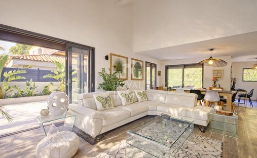 Villa in Le Faron-Fort-Rouge, Toulon, France 1