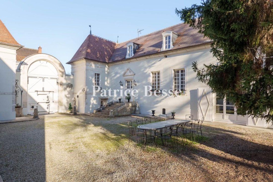 House in Sud, Tonnerre, France 2 - 17007185