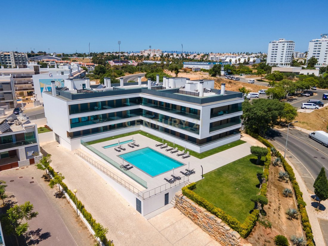 Apartment in Olhos de Agua, Algarve, Portugal 1 - 16148905