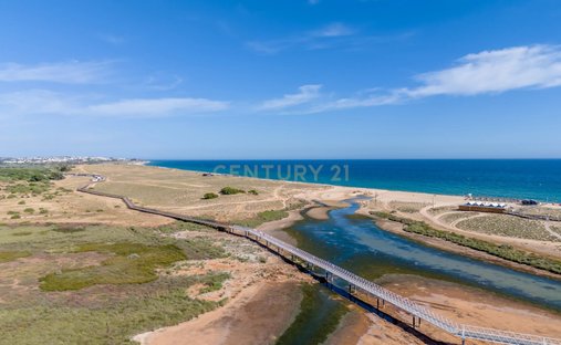 Land in Alcantarilha, Algarve, Portugal 1