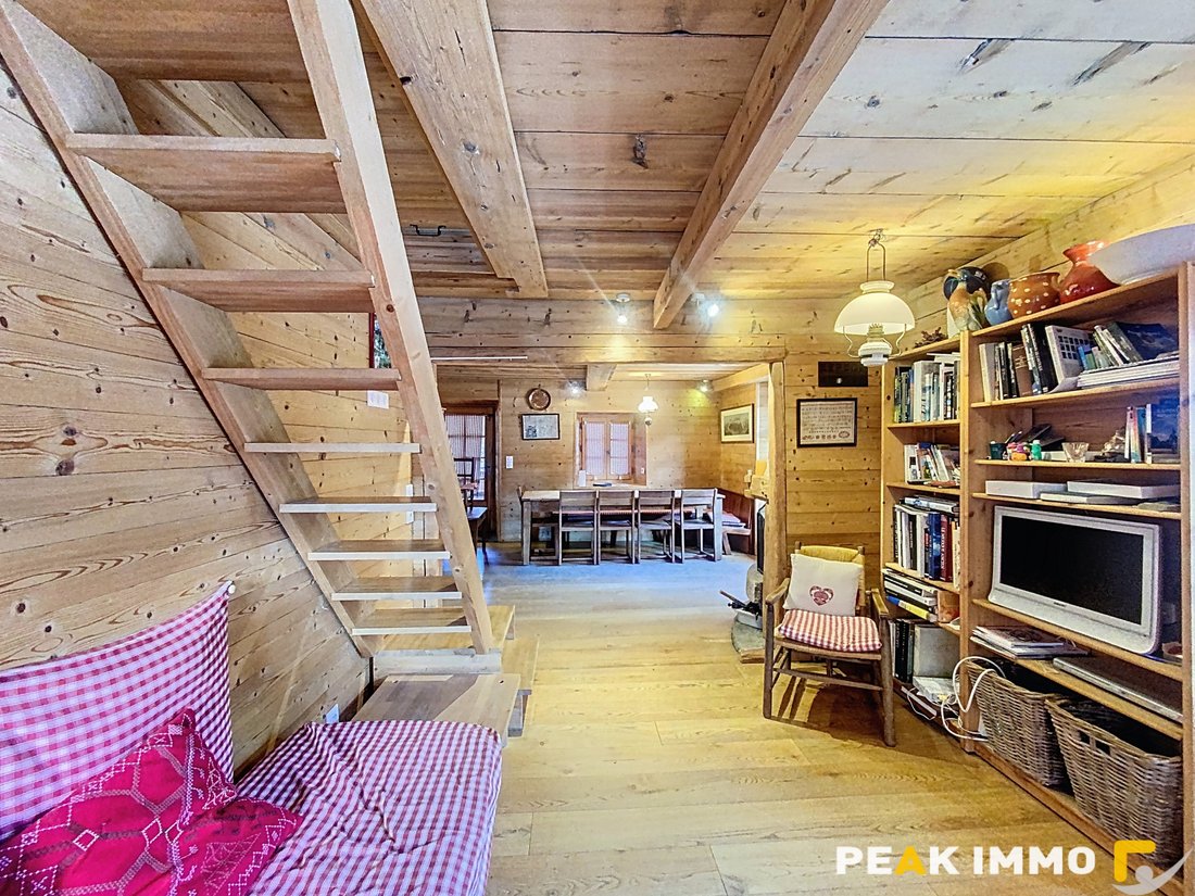 Chalet in Chamonix-Mont-Blanc, Auvergne-Rhône-Alpes, France 4 - 17007014