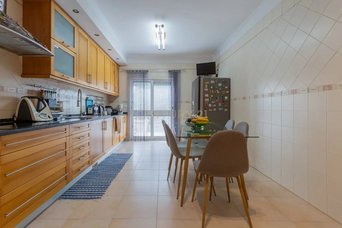 Villa in Azeitao (Sao Lourenco e Sao Simao), Setubal, Portugal 5 - 15455567