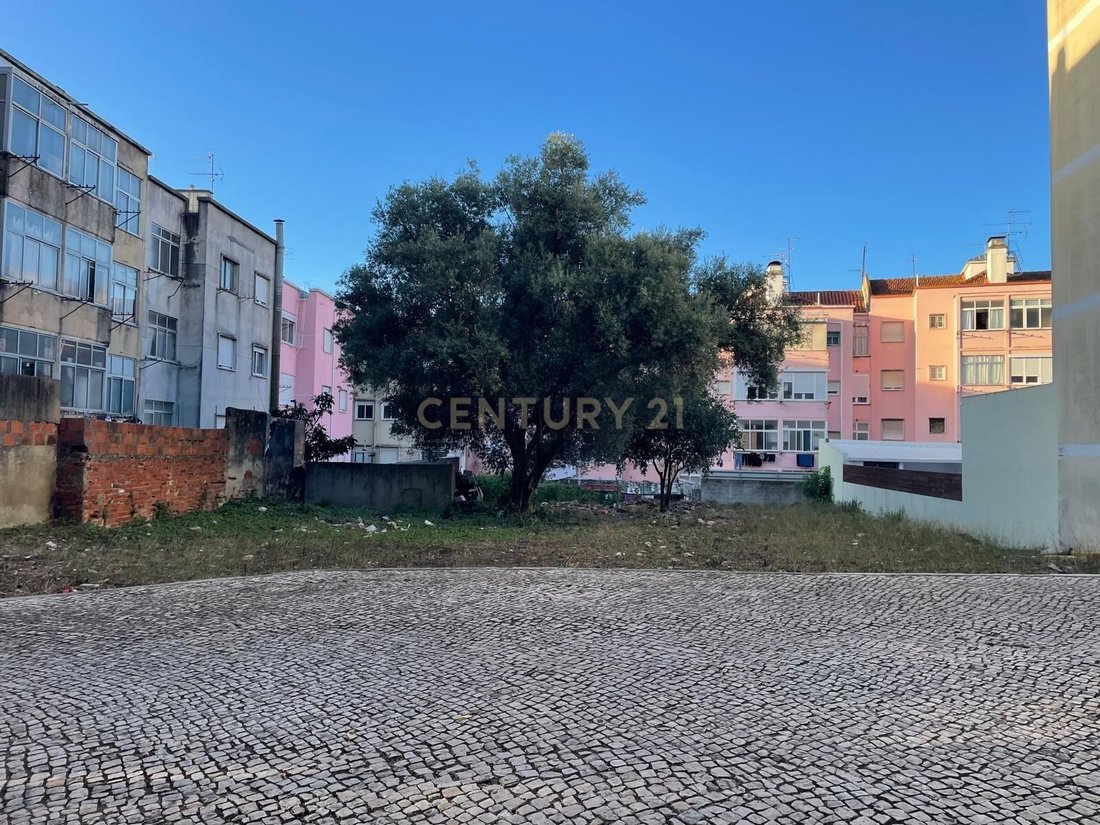 Land in Falagueira-Venda Nova, Lisbon, Portugal 2 - 14783174