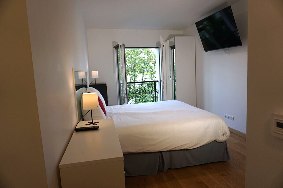 Apartment in Ile de la Jatte - Parc d'Orléans, Neuilly-sur-Seine, France 4 - 17007307